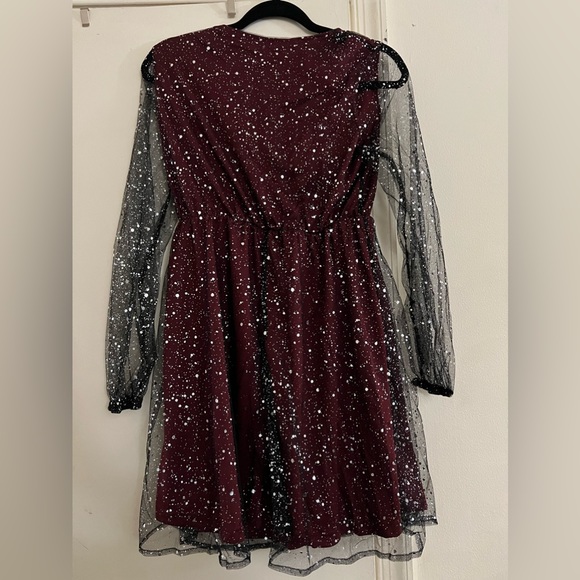 Splatter Paint Lantern Sleeve Surplice T
Neck Mesh Dress Without belt - Picture 4 of 4